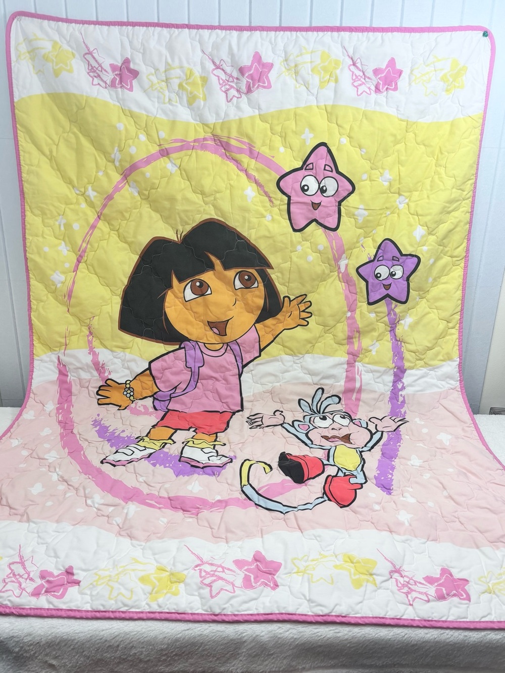Nickelodeon Vintage Dora the Explorer Pink & Yellow Star Quilt